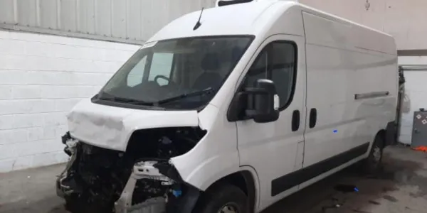 Movano 2023 Before 3